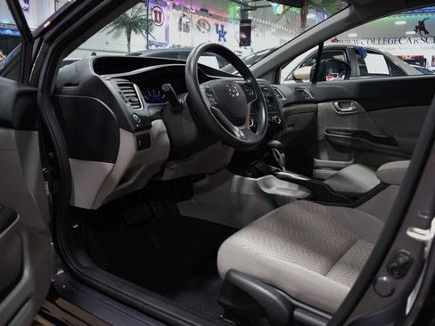 Used 2014 Honda Civic LX image 15