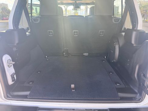 Used 2024 Jeep Wrangler 4WD Unlimited Sport image 61