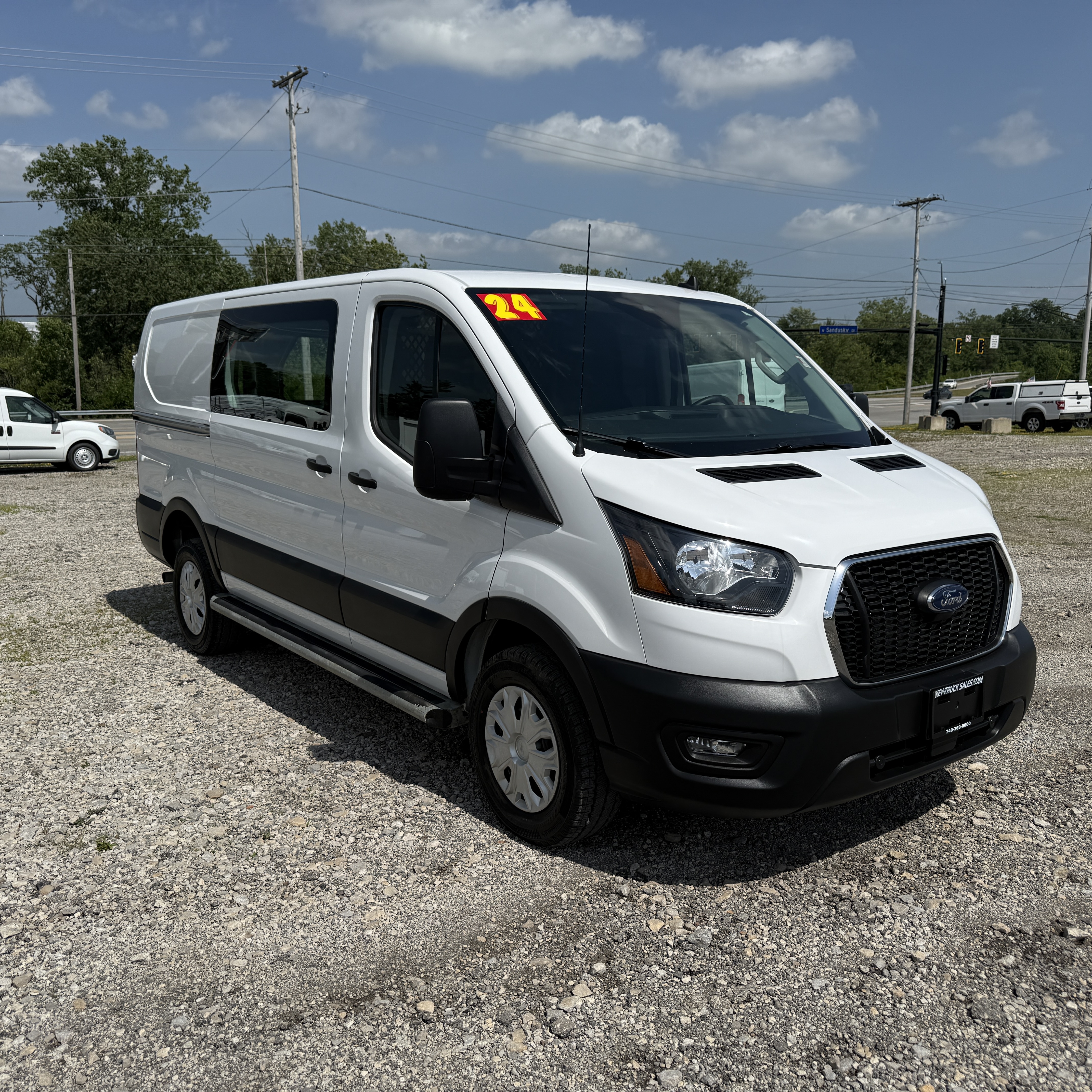 Used 2024 Ford Transit 250 Low Roof RWD image 1