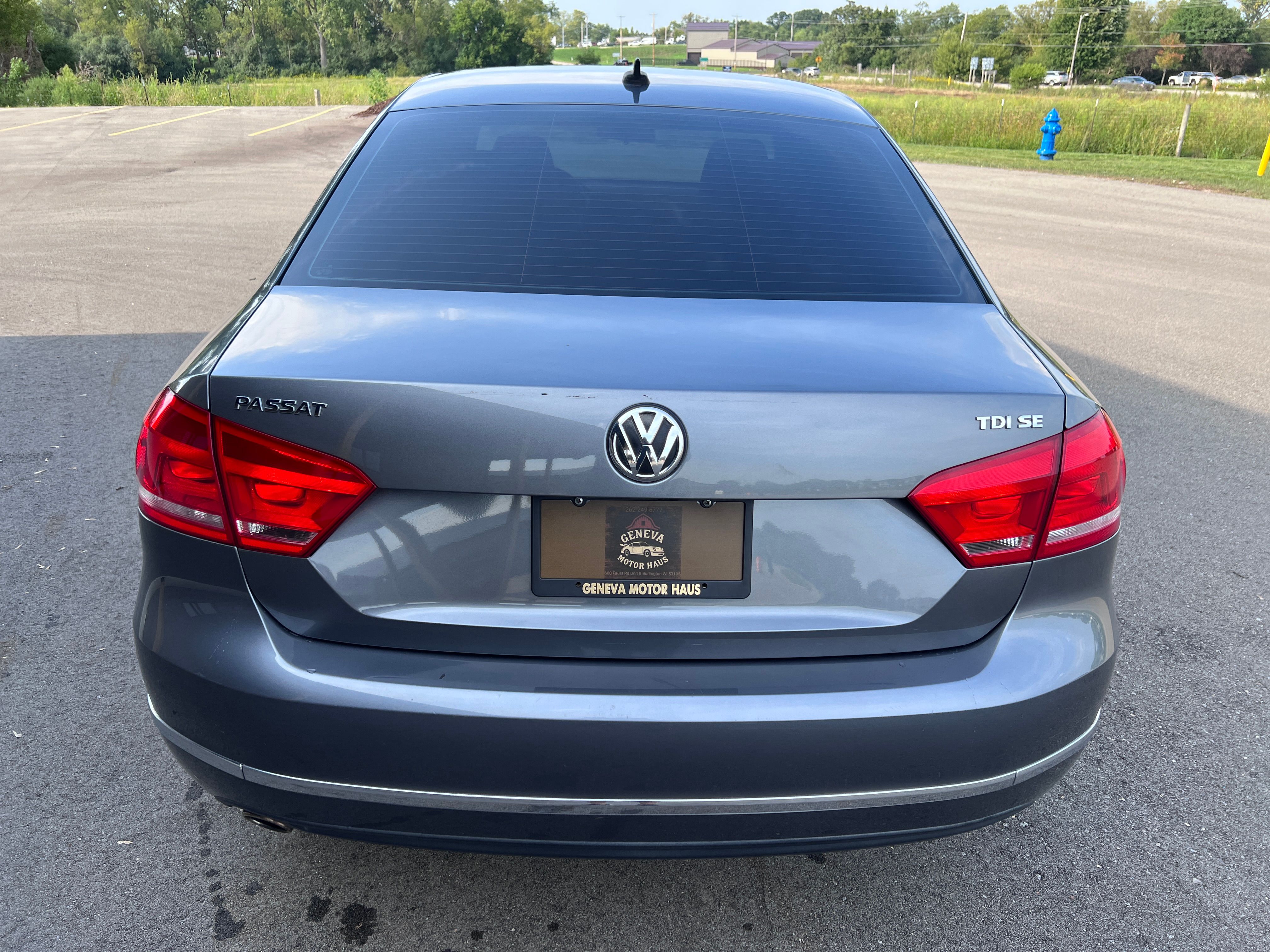 Used 2015 Volkswagen Passat TDI SE FWD image 8