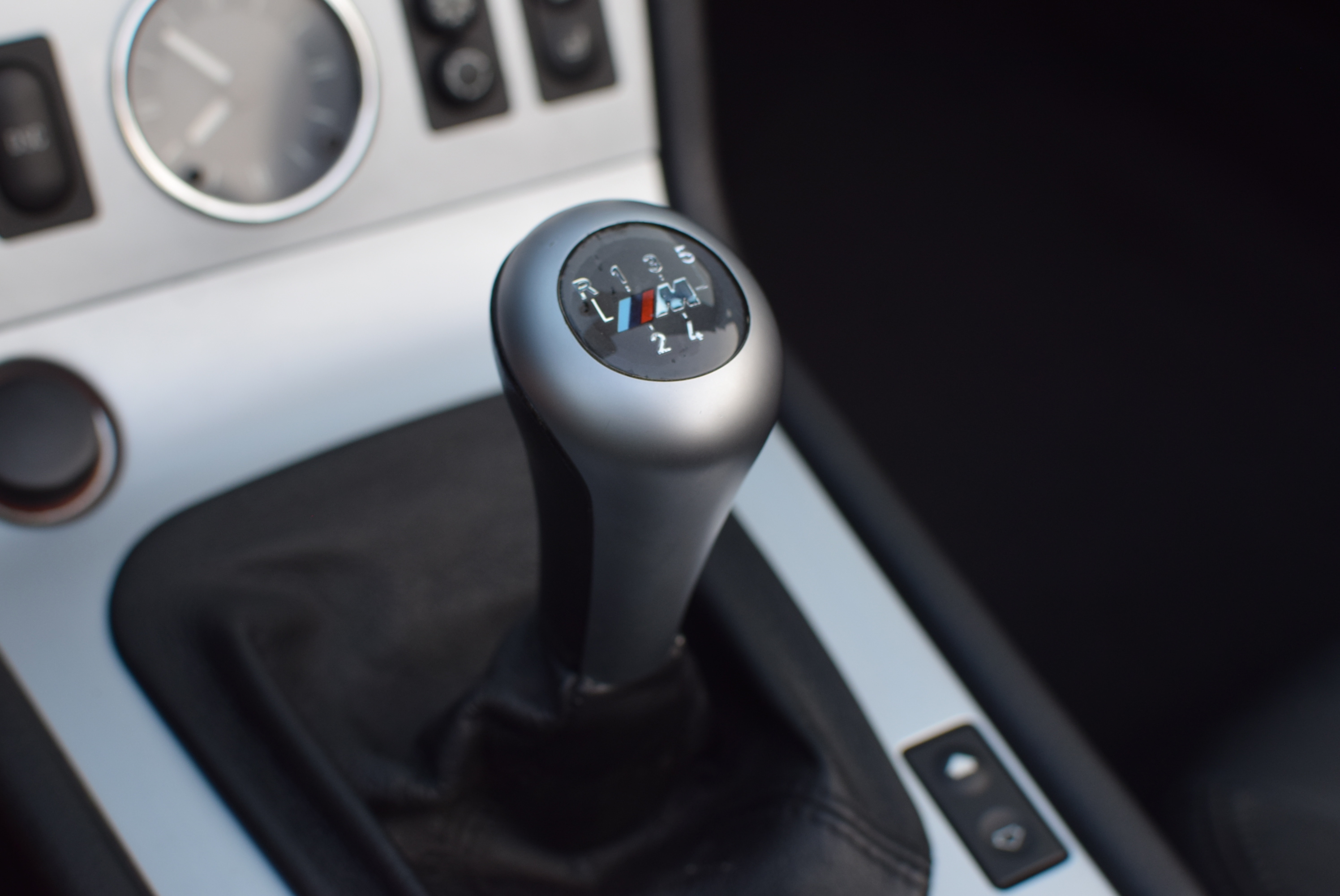 Used 2001 BMW Z3 3.0i RWD image 65