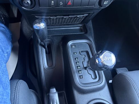 Used 2011 Jeep Wrangler Sport image 17