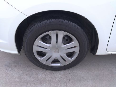 Used 2010 Honda Fit LX image 26