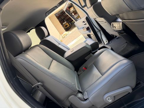 Used 2016 Toyota Sequoia Platinum image 24