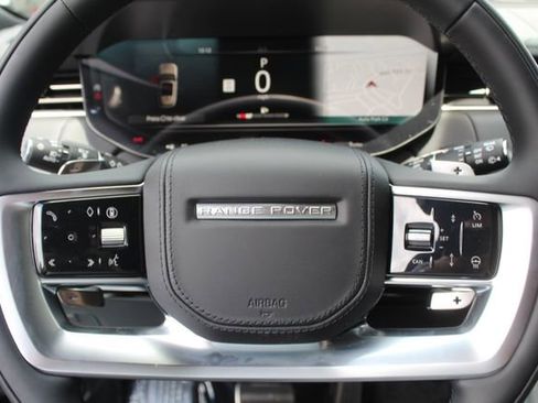 New 2025 Land Rover Range Rover SE image 14