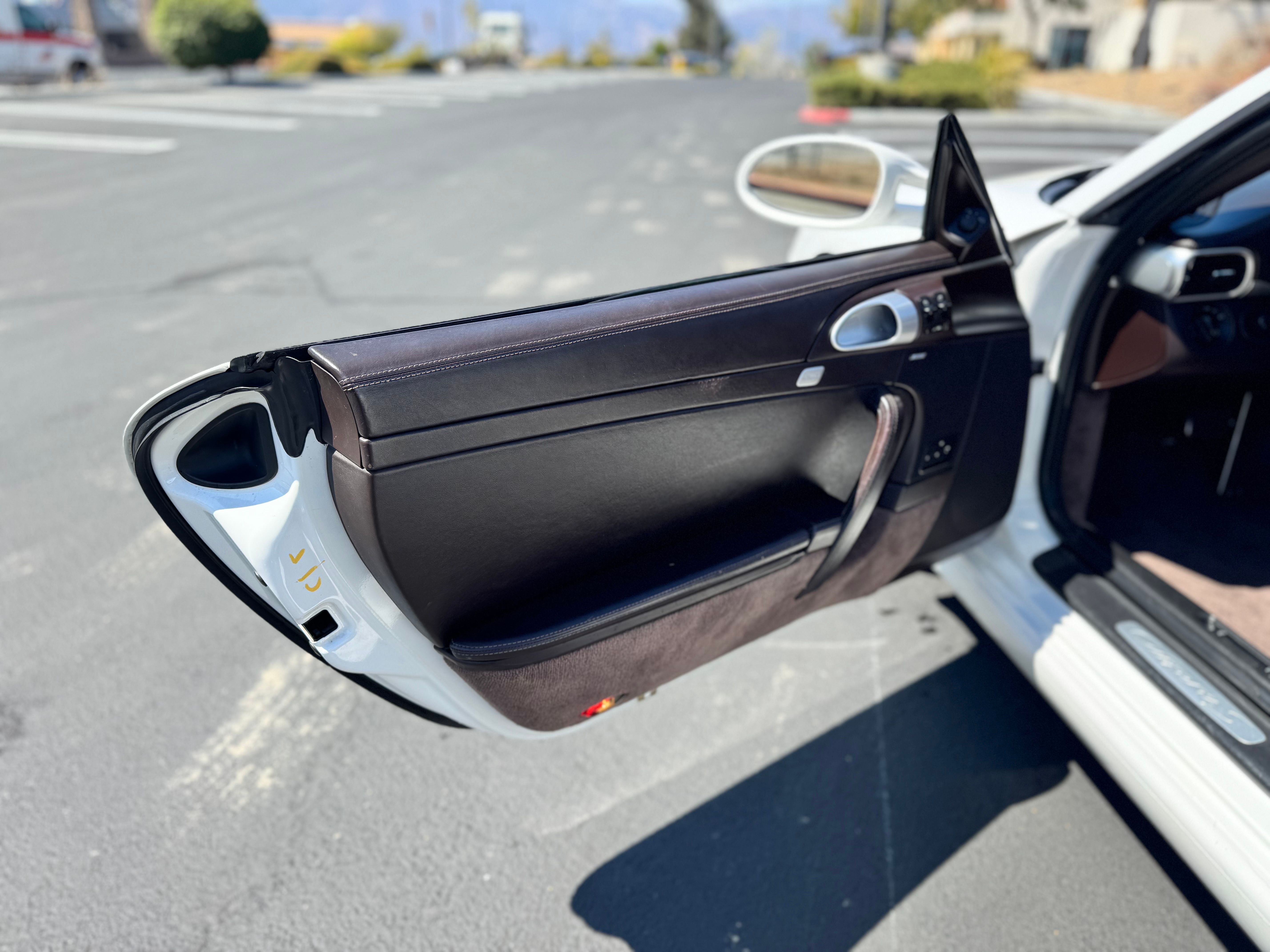 Used 2008 Porsche 911 Carrera S RWD image 16