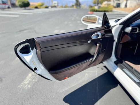 Used 2008 Porsche 911 Carrera S image 16
