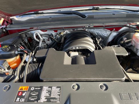 Used 2015 Chevrolet Tahoe LT image 14