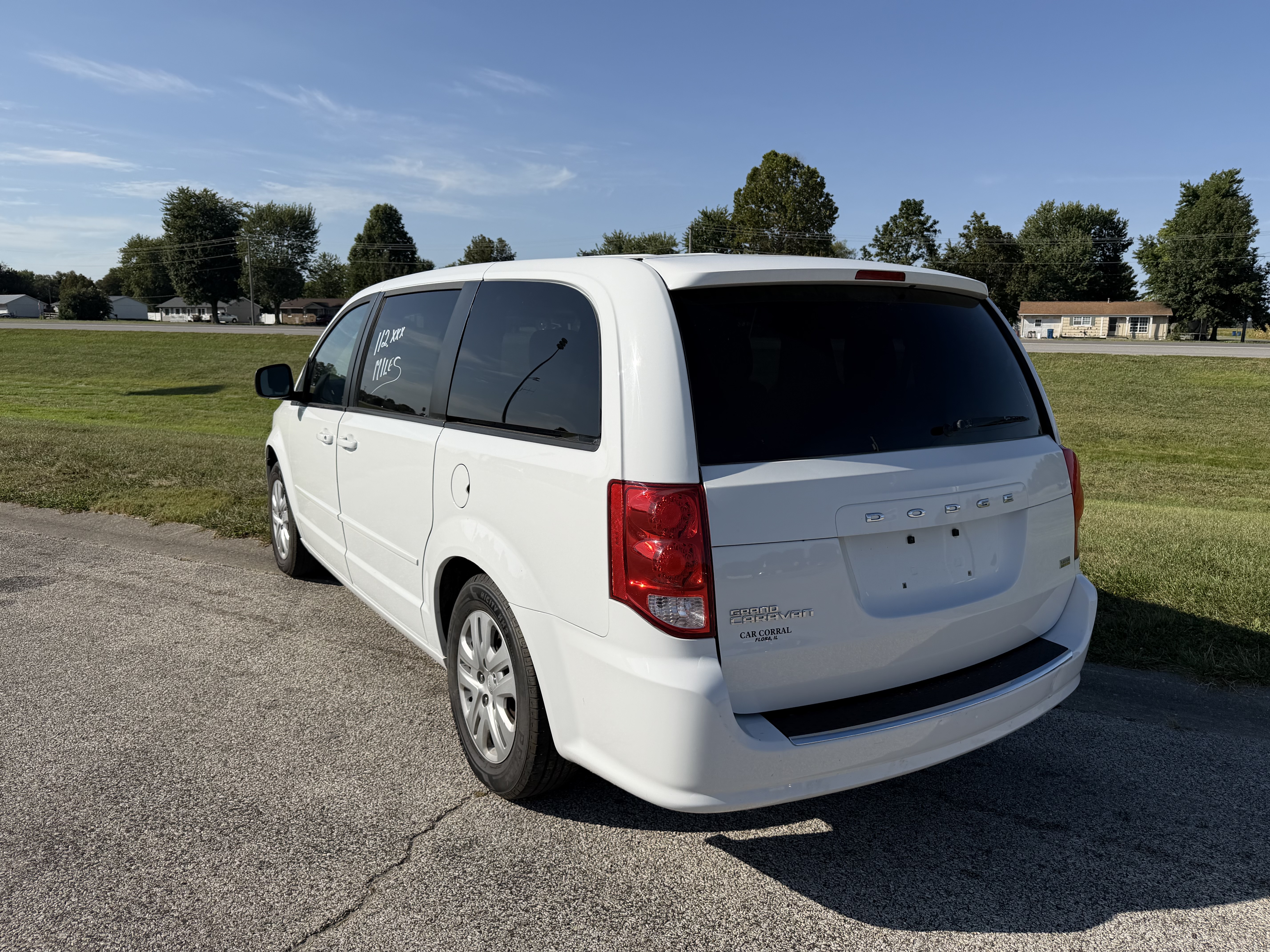 Used 2015 Dodge Grand Caravan UNAVAIL FWD image 3