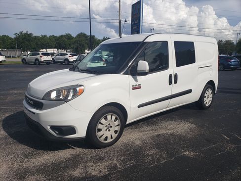 Used 2019 RAM ProMaster City Tradesman SLT image 4