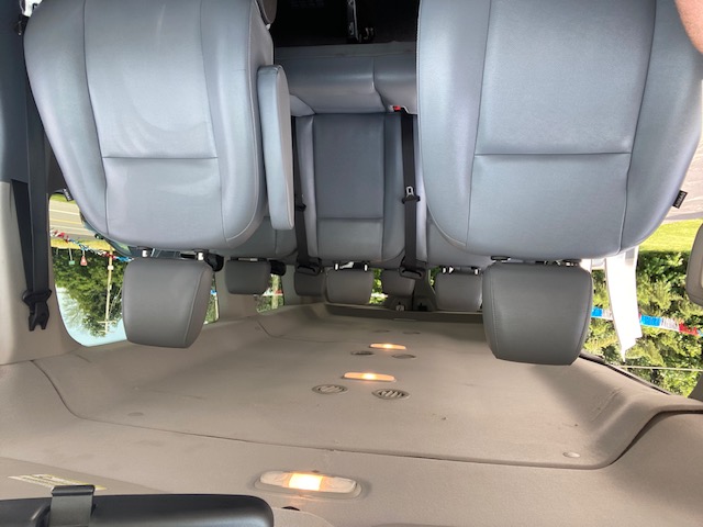 Used 2018 Ford Transit 150 130 Low Roof Wagon RWD image 16