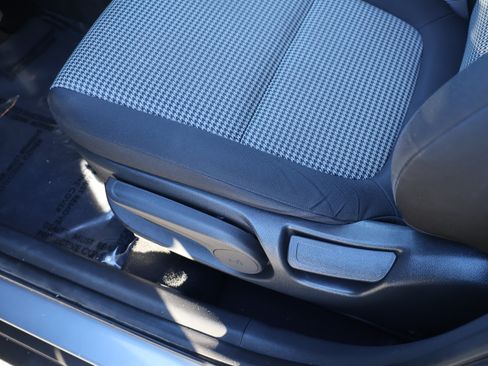 Used 2018 Hyundai Kona SEL image 18