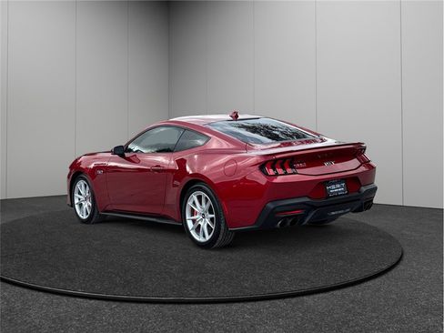 Used 2024 Ford Mustang GT Premium image 7