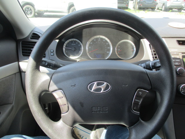 Used 2010 Hyundai Sonata GLS FWD image 26