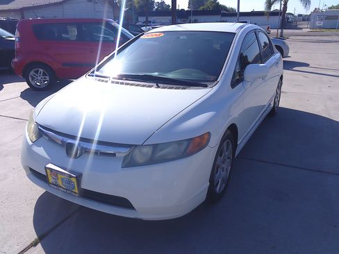 Used 2008 Honda Civic LX image 2