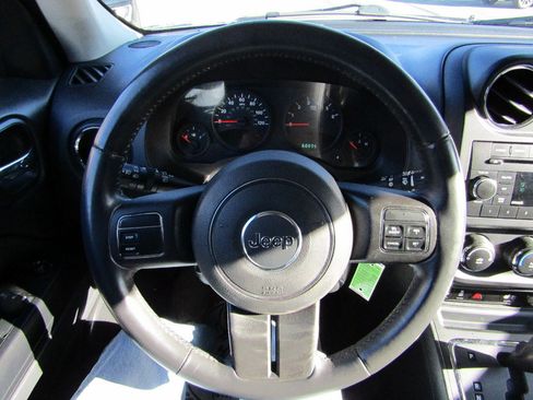 Used 2013 Jeep Patriot Latitude image 19