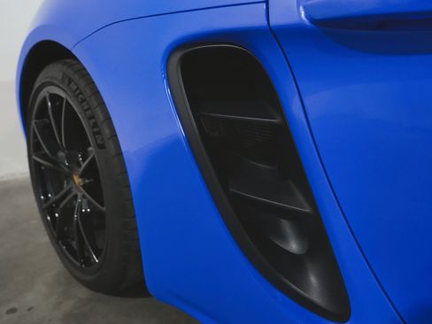 Used 2022 Porsche 718 Cayman S image 29