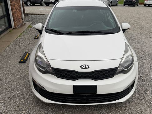 Used 2016 Kia Rio LX image 2