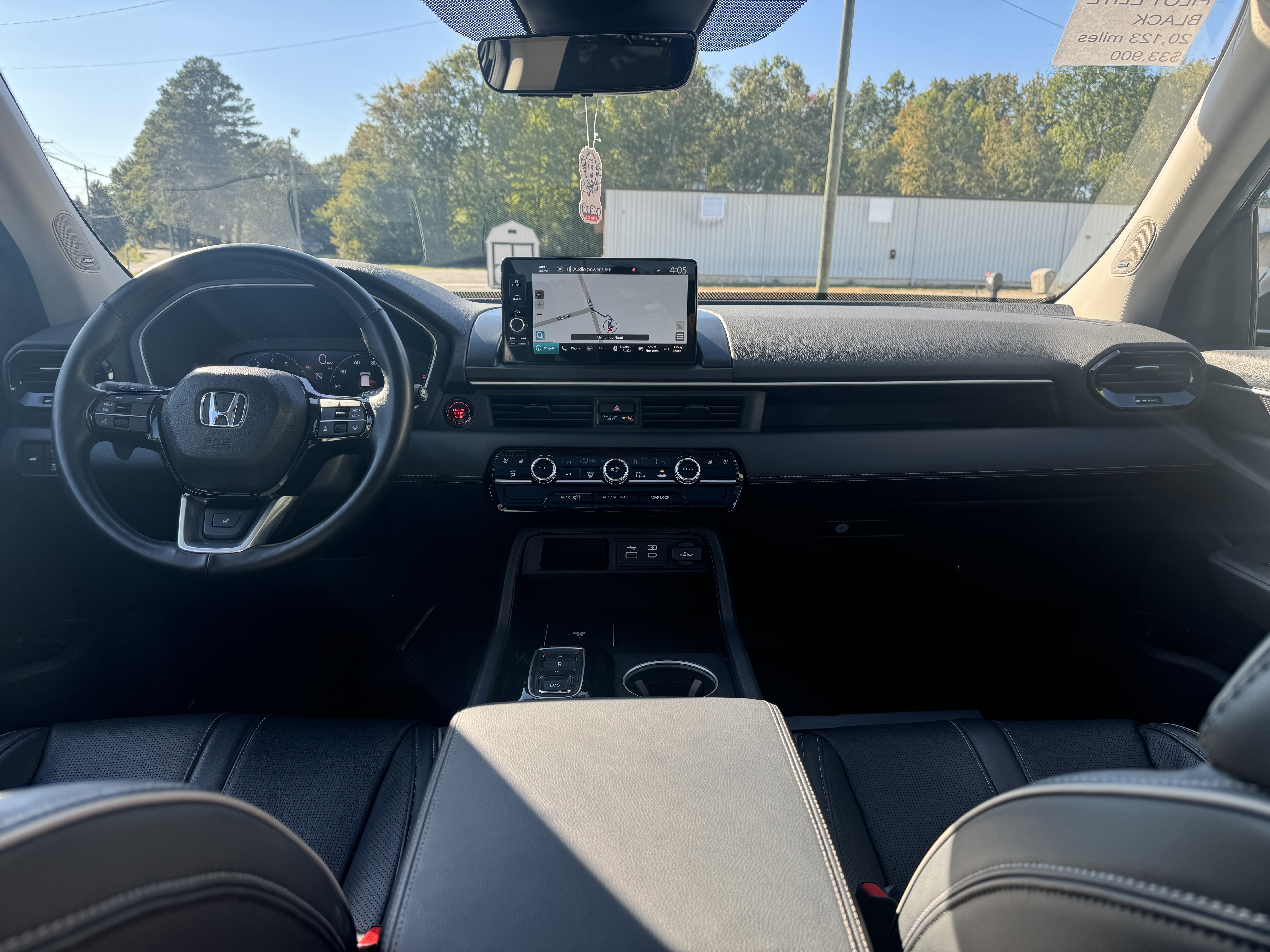 Used 2023 Honda Pilot Elite image 17