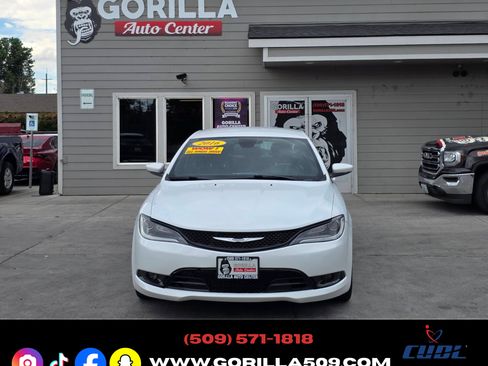 Used 2016 Chrysler 200 S AWD image 2