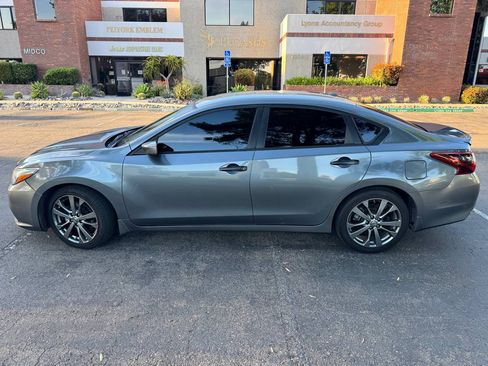 Used 2018 Nissan Altima 2.5 SR image 4