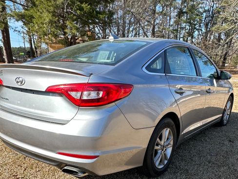 Used 2017 Hyundai Sonata SE image 8
