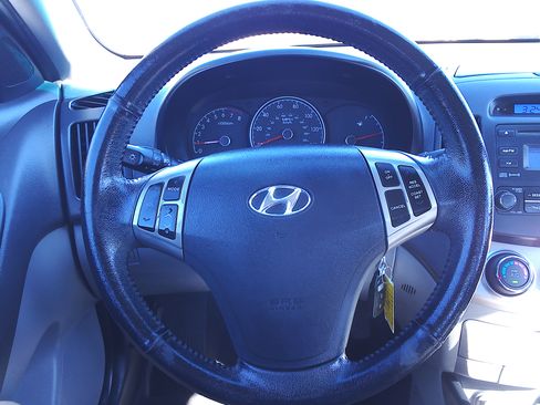 Used 2010 Hyundai Elantra SE image 26