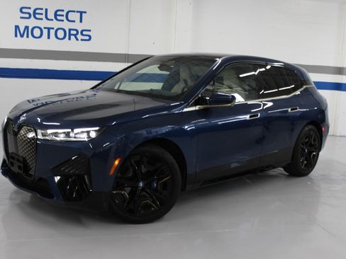 Used 2024 BMW iX M60 AWD/4WD image 3