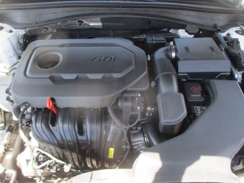 Used 2018 Kia Optima S FWD image 18