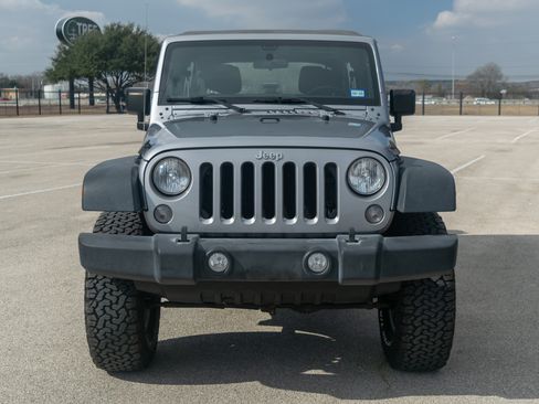 Used 2016 Jeep Wrangler Sport image 9