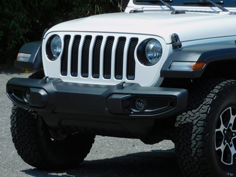 Used 2019 Jeep Wrangler 4WD Unlimited Sport image 10