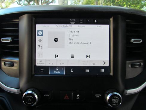 Used 2024 RAM 2500 Big Horn image 33