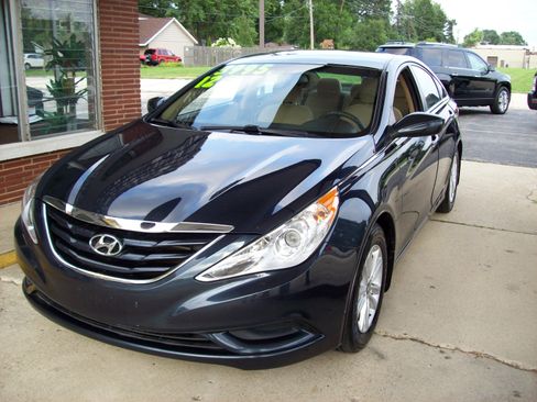 Used 2012 Hyundai Sonata GLS FWD Sedan 2.4L 4-Cyl image 1