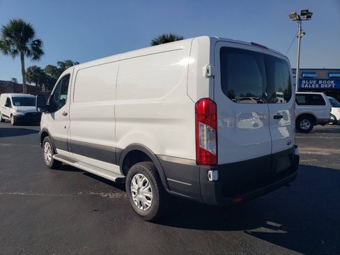 Used 2024 Ford Transit 250 image 4
