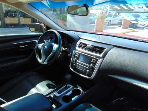 Used 2017 Nissan Altima 2.5 SR image 27