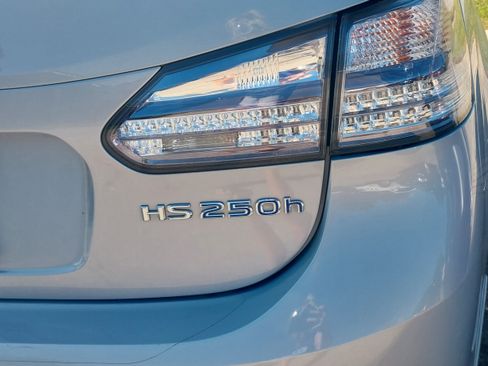 Used 2010 Lexus HS 250h image 12