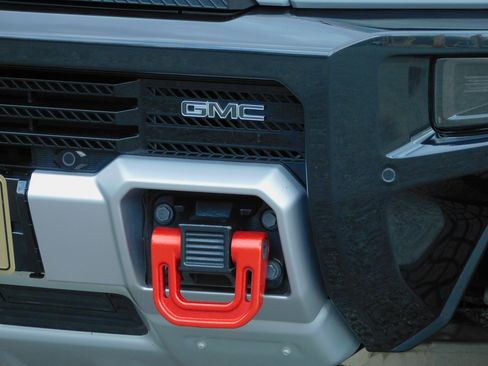 Used 2025 GMC Hummer EV 3X image 13