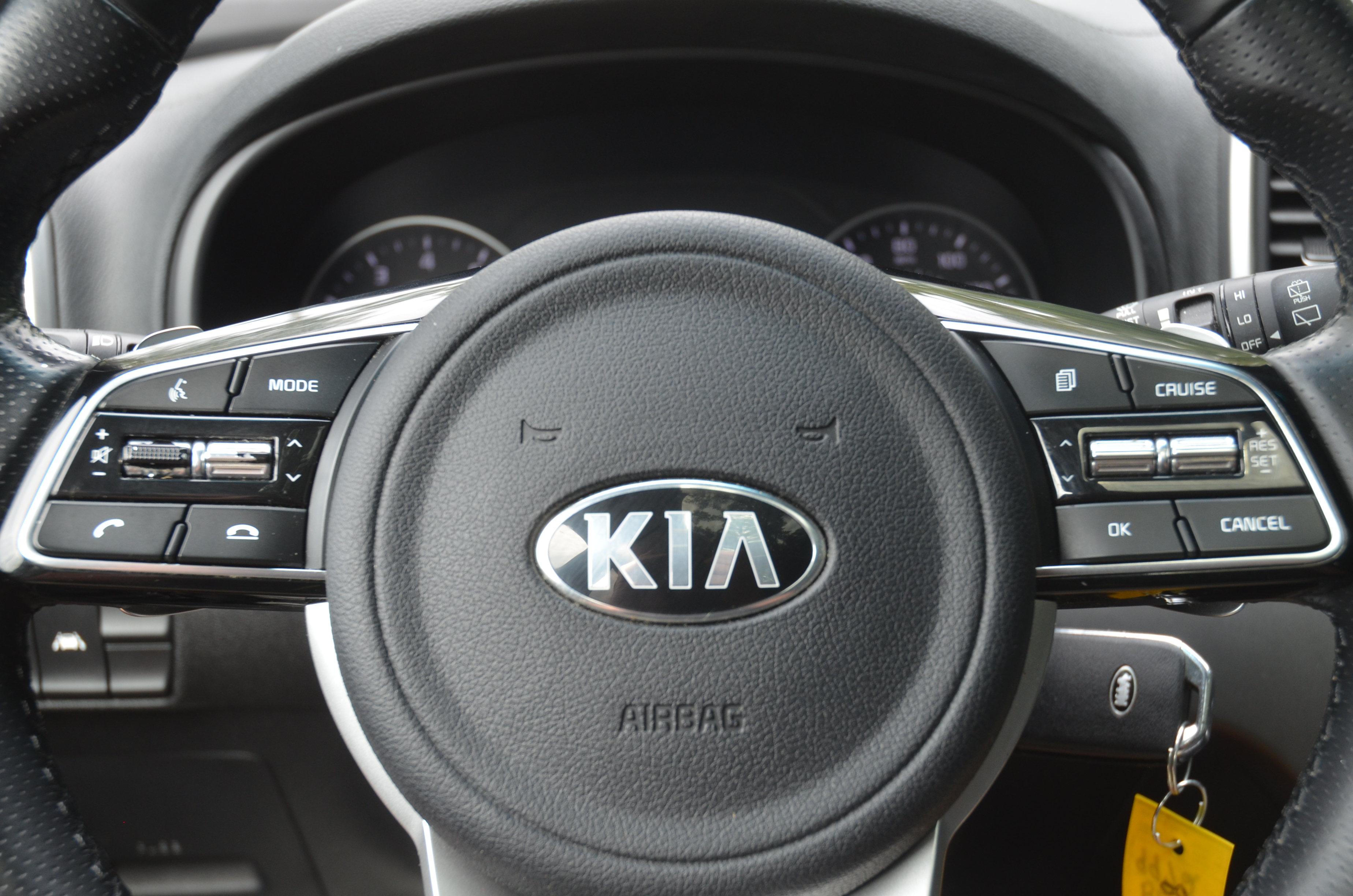 Used 2022 Kia Sportage AWD Nightfall Edition image 13