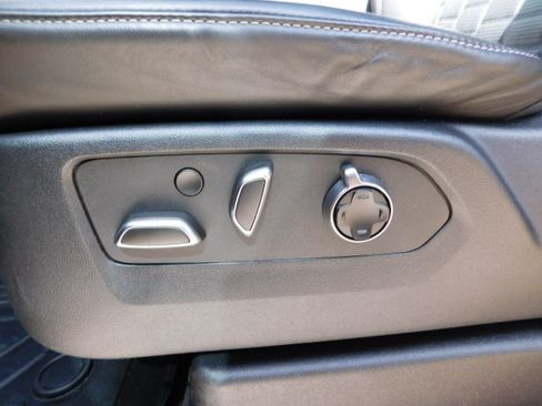 Used 2023 Cadillac Escalade V image 13