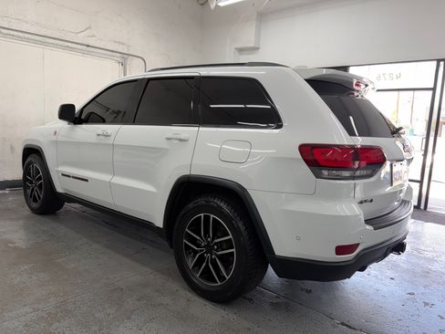 Used 2019 Jeep Grand Cherokee 4WD Trailhawk image 4