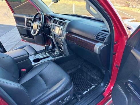 Used 2017 Toyota 4Runner Limited image 26