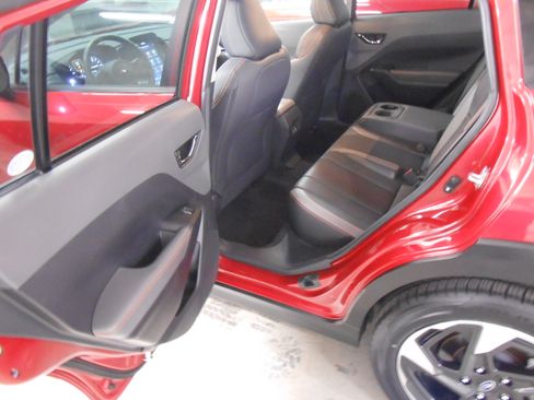 Used 2024 Subaru Crosstrek 2.5i Limited image 10