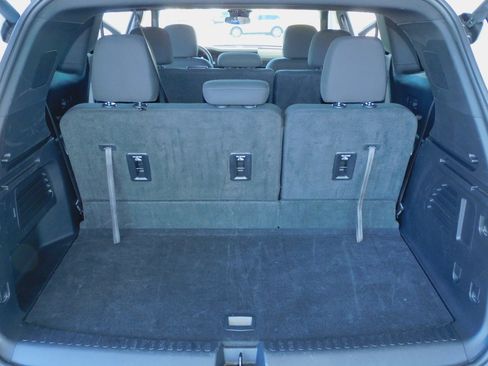 Certified 2025 GMC Acadia Elevation image 19