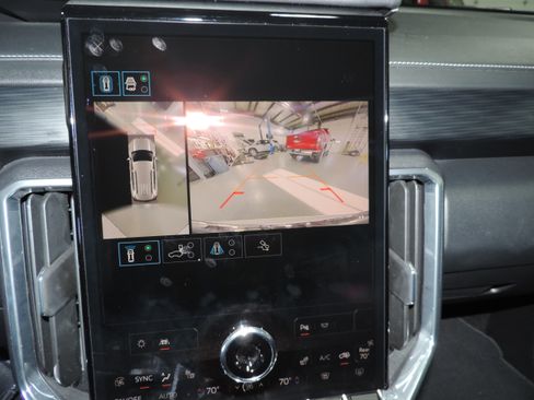 Used 2025 GMC Acadia Elevation image 37