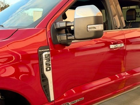 Used 2024 Ford F350 Platinum image 23