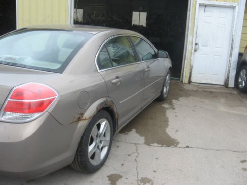 Used 2008 Saturn Aura XE image 4
