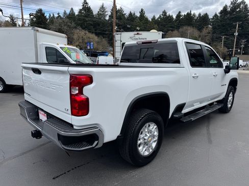Used 2023 Chevrolet Silverado 2500 LT image 5