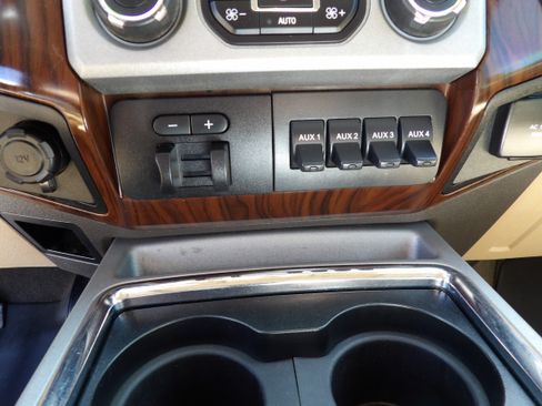 Used 2015 Ford F250 FX4 image 13