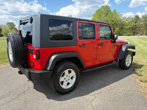 Used 2009 Jeep Wrangler Unlimited X image 3