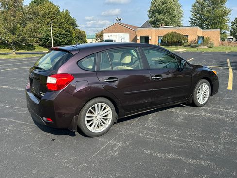 Used 2012 Subaru Impreza 2.0i Sport Limited image 9